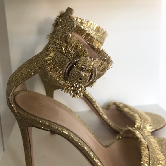 Gianvito Rossi Portofino Fringe Heels - Picture 4 of 6